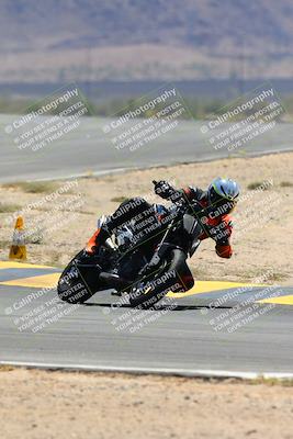 media/May-06-2024-Moto Forza (Mon) [[b33359f27d]]/1-Advanced/Session 4 (Turns 9 and 8)/